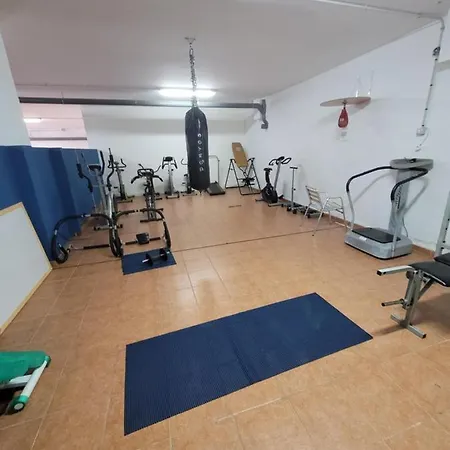 Luxus Apartment Atlantico * Арона